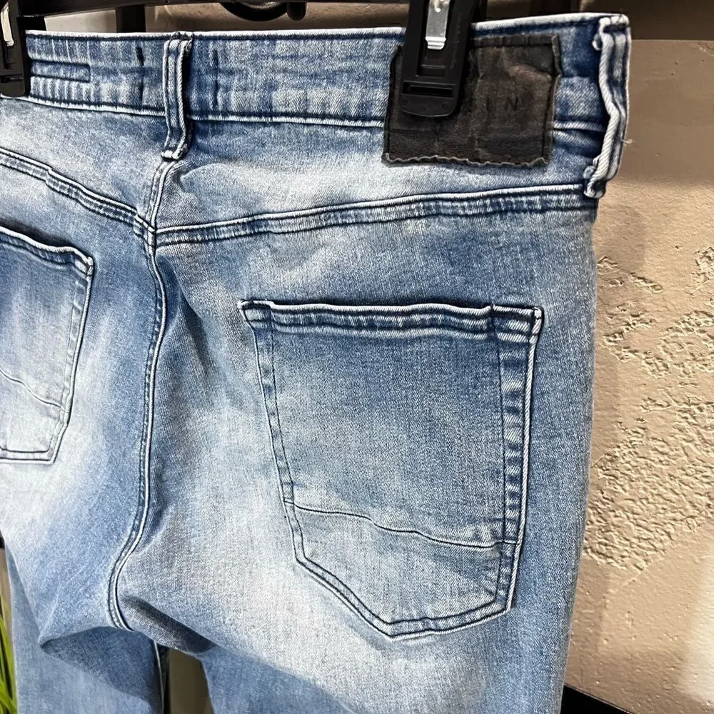 PacSun slim fit active stretch jeans size 32/32